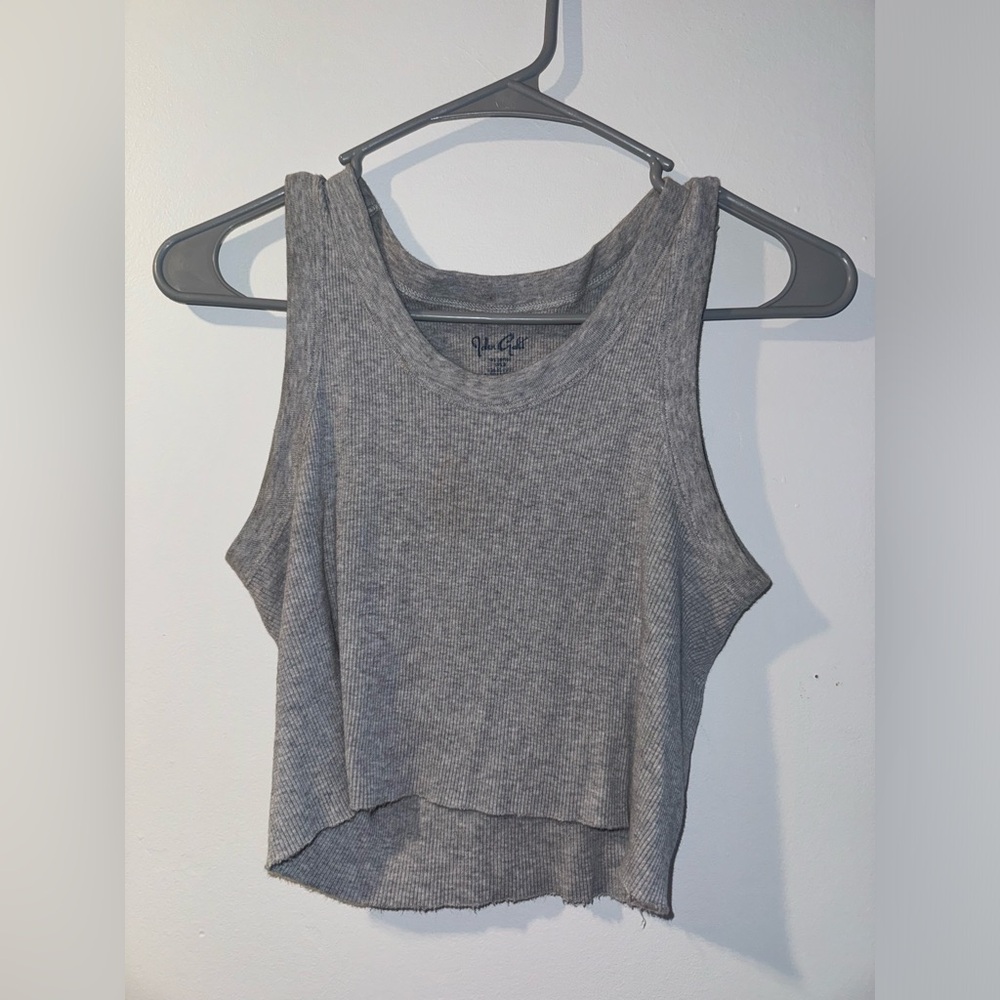 Grey tank Brandy